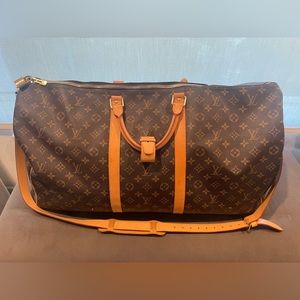 Louis Vuitton duffle luggage bag